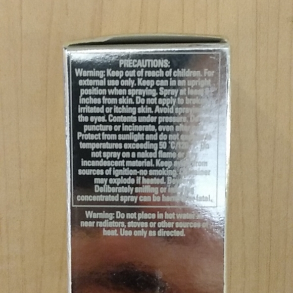 PUR Liquid Veil 4 in 1 Spray Foundation 90ml Light - Picture 8 of 11